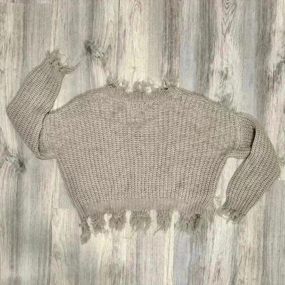 Love Tree Beige Knit Sweater Cropped Long Sleeve Distressed Oversized Size S - Picture 7 of 7